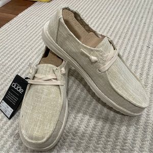 Heydude sparkling gold!!